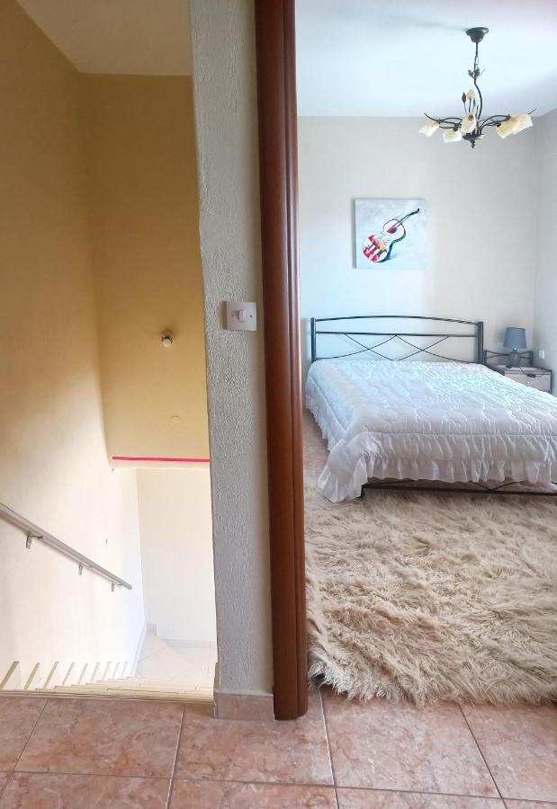 Evis Maisonette With Sea View Flogita Exterior photo